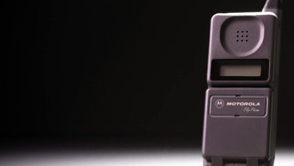 Unlock a Great Deal: Free Bluetooth Trackers and Earbuds with Motorola Phone